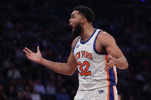 不敢往里走？唐斯半场7中2&三分3中0仅拿5分7板2助