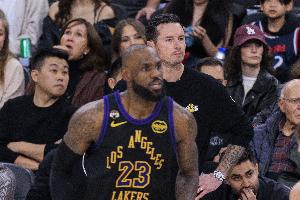 霍里:湖人需要争取到首轮主场优势 为系列赛开个好头