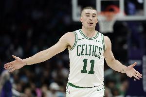 普理查德：享受锁定东部第二 重心立刻转向季后赛 我们还有新目标