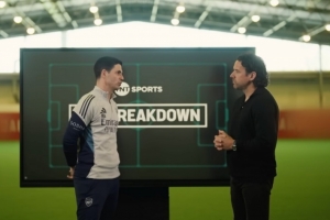 阿尔特塔：战胜葡体让球队士气高涨，我们期待举起冠军奖杯的时刻