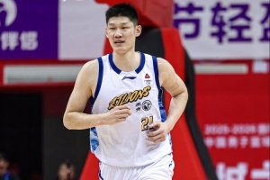 中规中矩!胡金秋首发28分钟 10中6&罚球5中4拿到16分10板