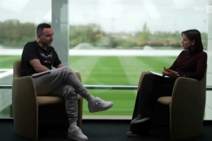 德泽尔比：现在目标赢一场球，做到这一点就能以不同方式看待未来