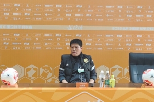 张耀坤:责任由我来承担 两个主场只拿到一分我们需要继续努力