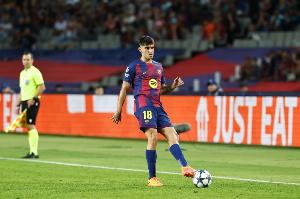 世体：马丁因腓肠肌不适中场休息后被换下，具体伤情还有待确认