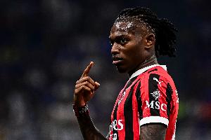 埃尔纳内斯:莱奥应该和特奥一起离开,米兰球迷已经对他失去耐心