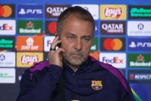 弗里克：红牌、门球、手碰到球了……希望明天足球能偏向我们这边