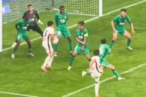 记者谈廖力生进球:第三方视频和截图有非常清晰的手球痕迹