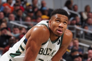 字母：目前我的控制权为零 我已经获准出战了但就是打不了