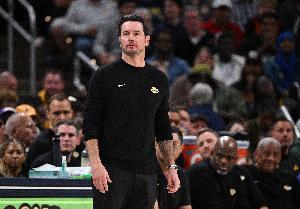 雷迪克:我们只管掌控自己能掌控的事 部分球员会有出场时间限制