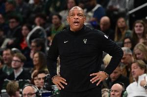 老里弗斯:我在这一行已经干了47年 可能是时候彻底退出江湖了