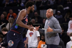 里弗斯谈恩比德得阑尾炎：编都编不出来的剧情