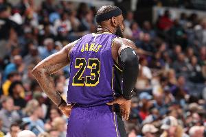 里奇·保罗:詹姆斯的很多队友都没在巅峰期 配巅峰鲨他可夺12冠