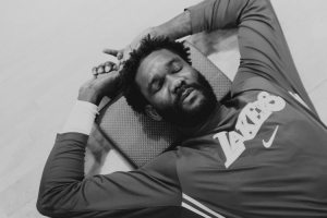 艾顿晒照回顾常规赛:感谢不离不弃 工作尚未完成!