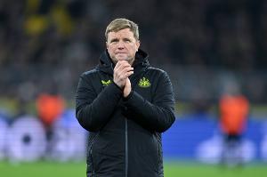 英媒：纽卡主帅埃迪·豪面临帅位危机，高层在五月将评估他的未来