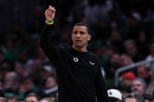 波蒂斯：字母喜欢能建立球队文化的教练 热火&绿军的风格很清晰