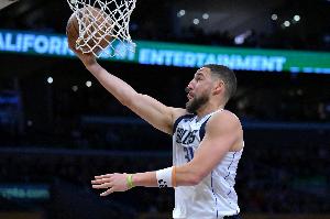 克莱：我想继续打球 再多一次争冠机会 我很感恩达拉斯的球迷