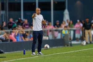 马斯切拉诺:出于个人原因辞职 永远铭记队史首座美职联奖杯荣耀