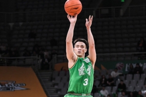 上半场0分下半场20分！赵继伟7中6&三分5中4 砍20分3板6助1断