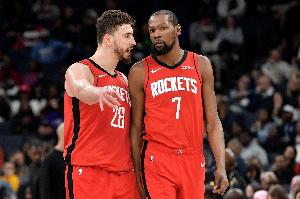 媒体人:火箭这赛季经常阴沟里翻船 打湖人没大比分赢或横扫可能