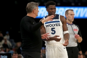 霍里：我保证森林狼明年会换帅 他们不再是之前进西决的那支球队