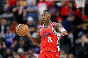 勤勤恳恳！克里斯·邓恩打满82场 场均贡献7.3分3.6助1.6断