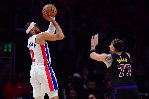 名记票选最佳阵：SGA约基奇文班七七CC一阵 小卡布朗二阵 KD三阵