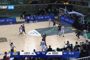 库里附加赛刚爆发！董健总决赛三分绝杀后复刻招牌庆祝：晚安上海