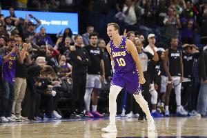 三分5中5砍27分！湖媒：佩林卡是TMD如何用文森特换来肯纳德的？