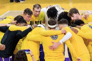 巴克利：火箭麻烦大了 湖人现在相信自己能赢下这轮系列赛