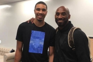 超越偶像！塔图姆季后赛三分命中数达293记 超越科比独占历史第11