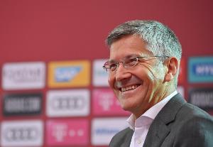 海纳：卫冕德甲冠军才是拜仁的常态 现在的重心是德国杯和欧冠